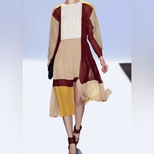 BCBG Runway Gwenna Dress in Canvas Size Large